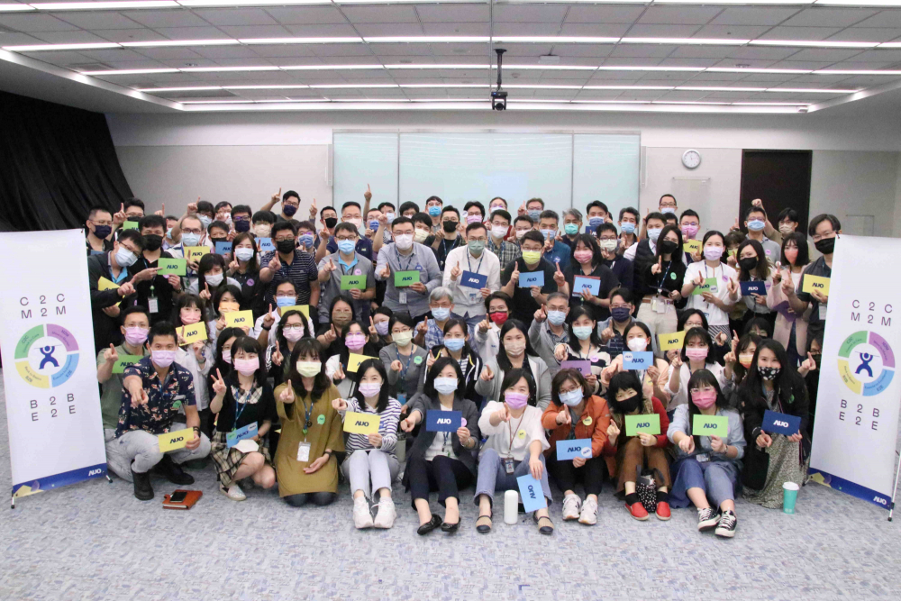 友達提供全球及集團輪調機會，支持同仁持續進修學習，致力為專業人才打造友善多元的職場環境