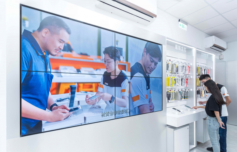 創利空間整合高品質顯示器取代傳統海報，並透過雲端數位內容公播管理系統，可輕鬆管理派送廣告訊息，實踐智慧無紙化新零售概念門市