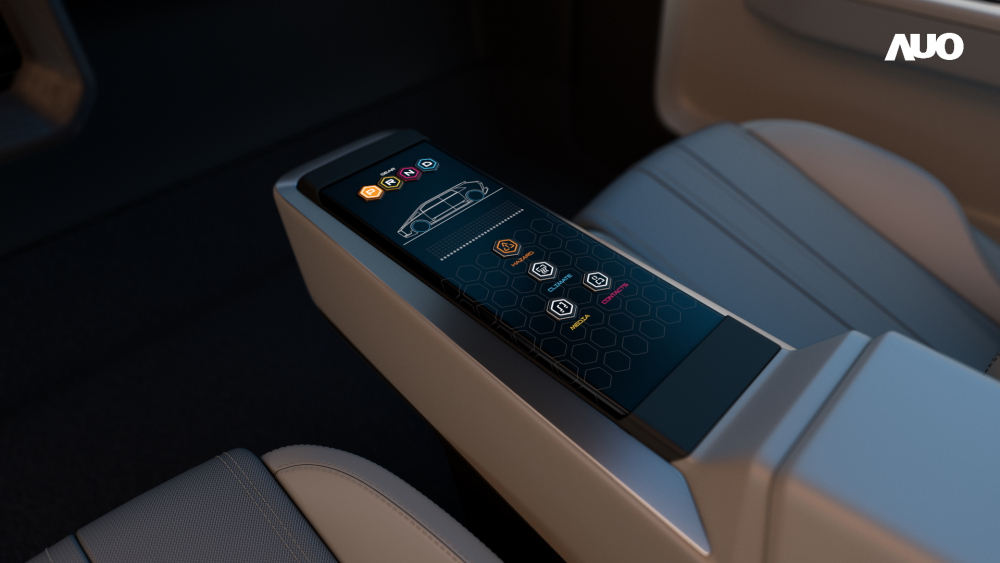 beats365以人性化设计打造多变形态中控显示(Morphing Center Control)，不使用时仅平面显示信息，进行操作时，显示器则会动态隆起，转变成3D实体按钮，并有触觉回馈，展示人机互动新体验